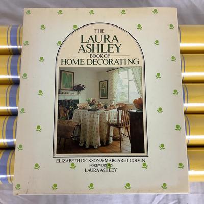6384 Vintage Wallpaper by Laura Ashley & The Laura Ashley Book of Home Decorating