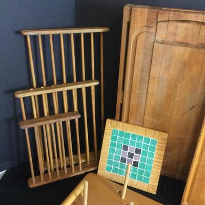 6395 Lot of Wooden Drying Racks and Cutting Boards
