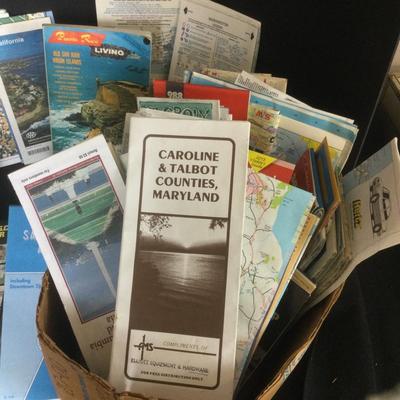 6392 Lot of Vintage Maps and Atlas.