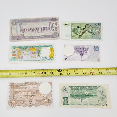FOREIGN PAPER MONEY LOT
