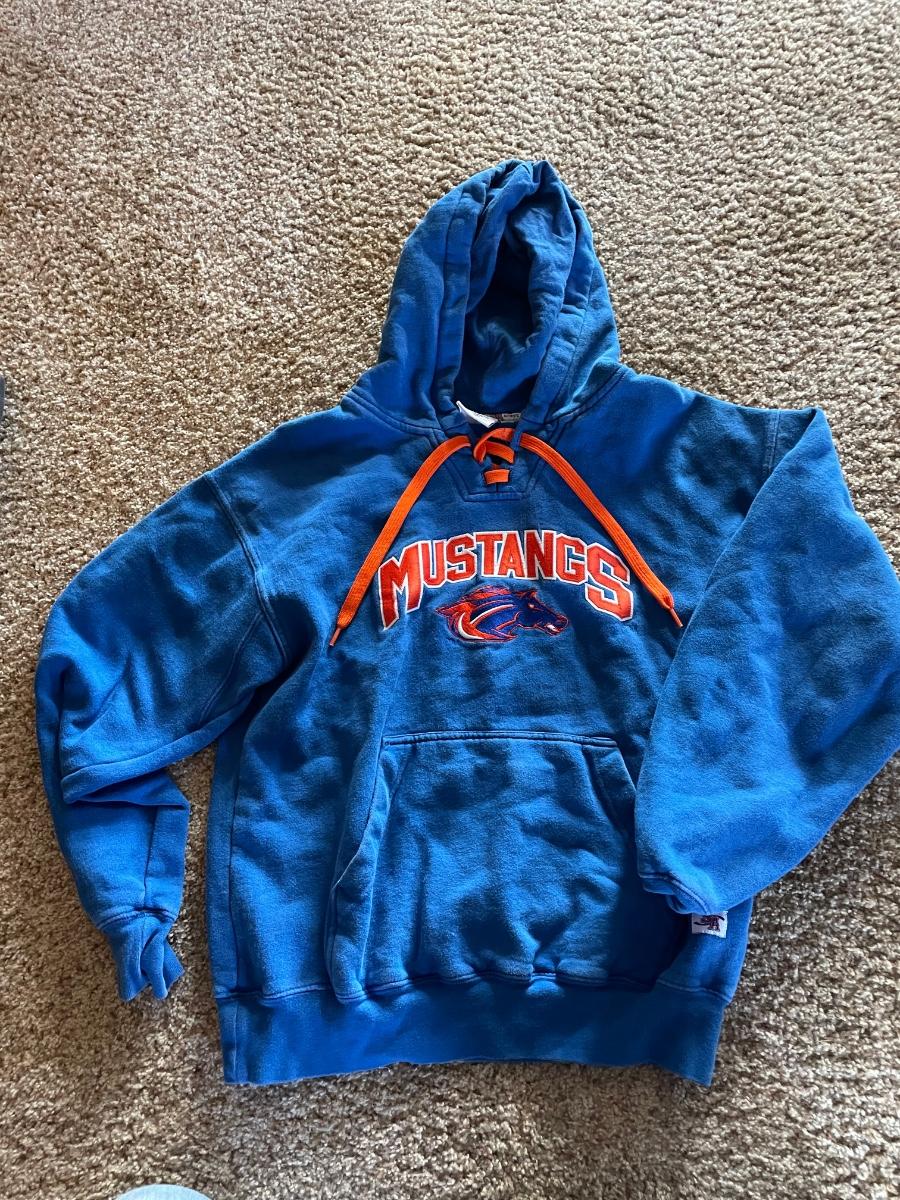 Sheyenne Mustangs laces sweatshirt