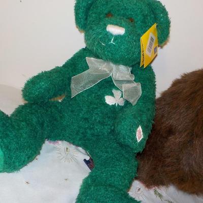 Prehistoric Rino and Irish Bear..