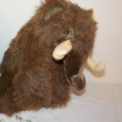 Prehistoric Rino and Irish Bear..