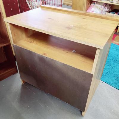 AMAZING READY TO USE ENTERTAINMENT STAND