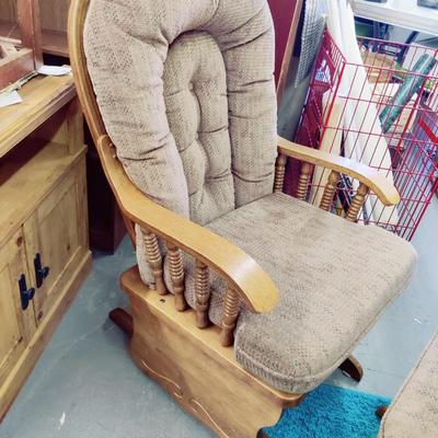 FABULOUS CUSHIONED GLIDER W/ OTTOMAN
