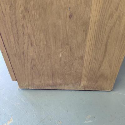 TERRIFIC THOMASVILLE SOLID WOOD SIDE TABLE