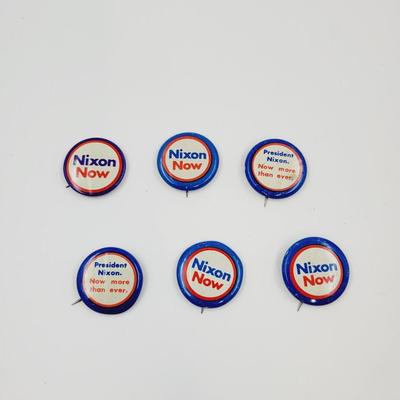 VINTAGE "NIXON" POLITICAL PINS / BUTTONS