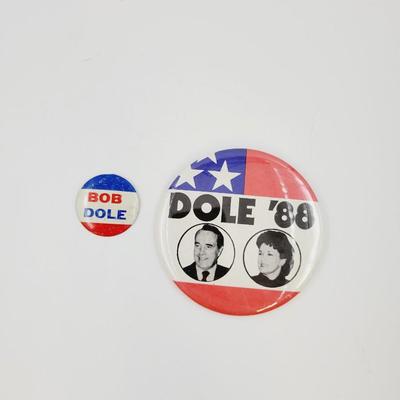 VINTAGE BOB DOLE POLITICAL BUTTONS / PINS