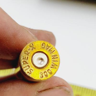 SUPER-X 300 WIN MAG SHELLS W/ POUCH