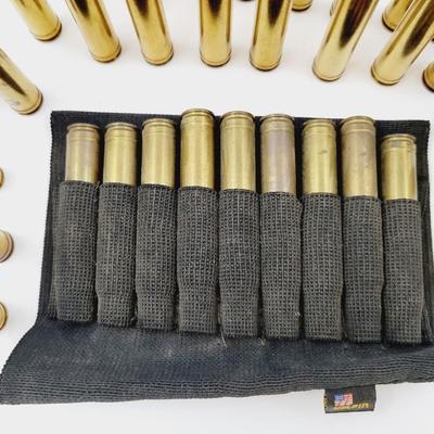 SUPER-X 300 WIN MAG SHELLS W/ POUCH