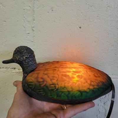TOFFANY STYLE AMBER DUCK GLASS LIGHT