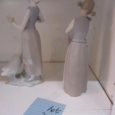 2 Lladro Figurines