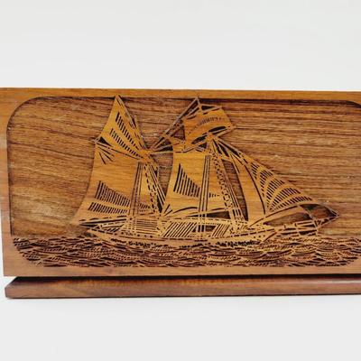 VINTAGE WALNUT SHIP NAPKIN / MAIL HOLDER