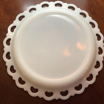 Milk glass platter/tray round