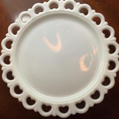 Milk glass platter/tray round