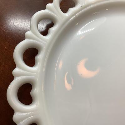 Milk glass platter/tray round