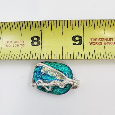 BEAUTIFUL UNSIGNED ARTIST GLASS PENDANT W/ SILVER ACCENTS