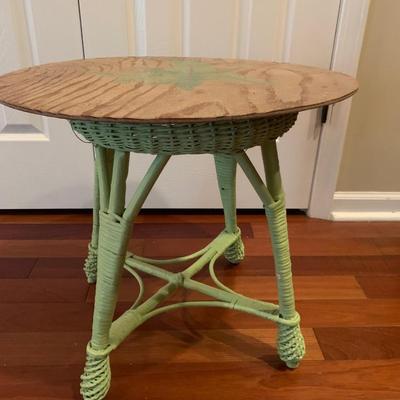 Wicker stool w/attached top