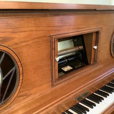 Player Piano & @100 music rolls