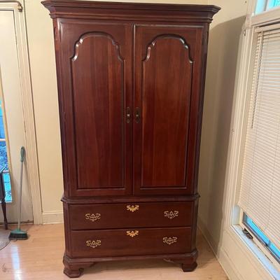 Ethan Allen Georgian Court Clothing Armoire (MB-MG)