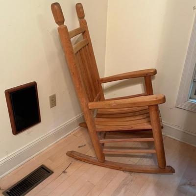 Wooden Rocking Chair (MB-MG)