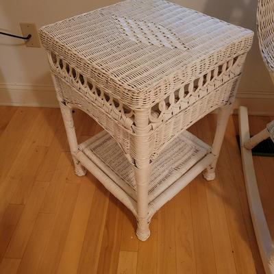 Wicker Rocking Chair and Side Table (BR2-DW)