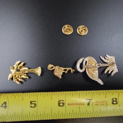 FLAMINGO TROPICAL PIN COLLECTION