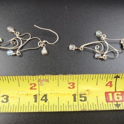 WHIMSICAL RAIN DROP STYLE EARRINGS