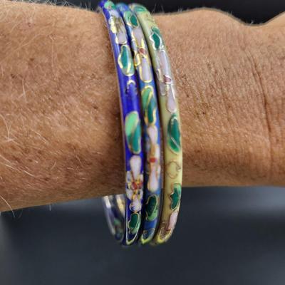 VINTAGE CLOISONNE BANGLE ENAMEL ON BRASS COLORFUL BRACELET TRIO