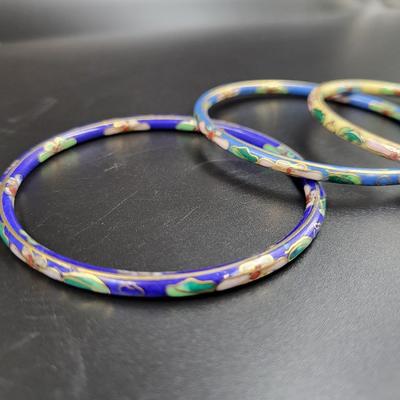 VINTAGE CLOISONNE BANGLE ENAMEL ON BRASS COLORFUL BRACELET TRIO