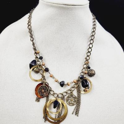 DESIGNER STYLE DECORATIVE NECKLACE