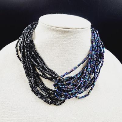 VINTAGE BOHEMIAN CZECH GLASS 2 TONED BEADED NECKLACE