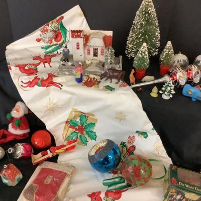 Lot. 6415. Vintage Christmas Assortment