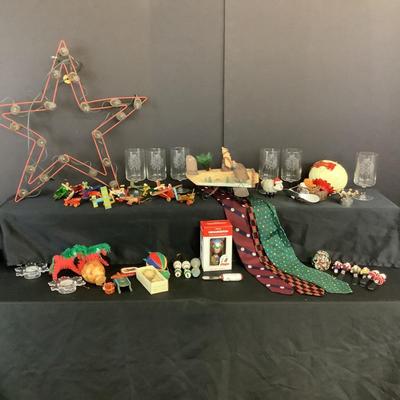 Lot.6416. Assorted Christmas lot