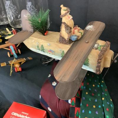 Lot.6416. Assorted Christmas lot