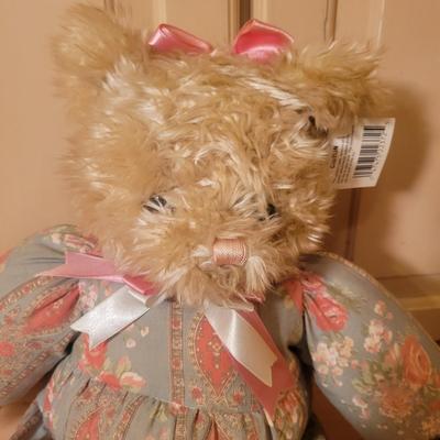 Bearly People, Raggedy Anne and other Stuffed Animals (BR1-DW)