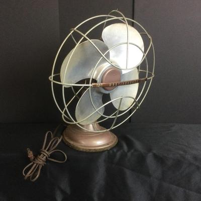 Lot. 6419. Vintage Westinghouse Fan