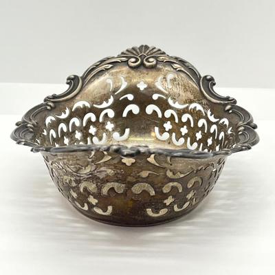 LOT 1: Oval Sterling Silver Serving Dish - 127.9 gtw