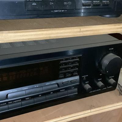 ONKYO receiver TX-8511