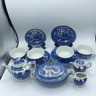 Vintage Japanese Blue Willow Children Tea set