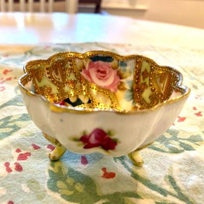 Antique tri foot Nippon Bowl with heavy Gilt Aesthetic Decoration and HP Roses. Vanity or trinket or candy !