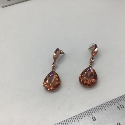 Beautiful Crystal Champagne Pink Earrings