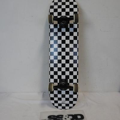 Krown 32" Skateboard. Gray Top, B&W Checkered Underneath