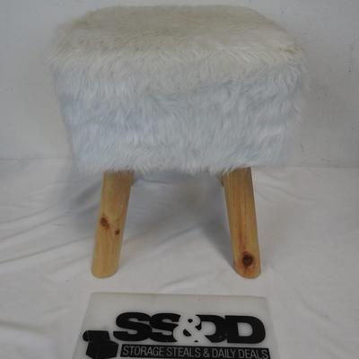 Faux Fur Wooden Legs Stool Ottoman 16" tall