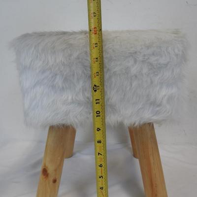 Faux Fur Wooden Legs Stool Ottoman 16" tall