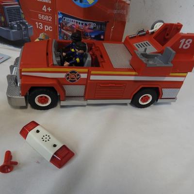 PLAYMOBIL Rescue Ladder Unit Fire Vehicle Playset, Missing Roof and Hats