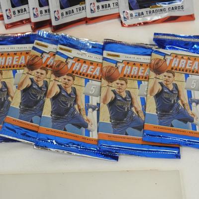 18 Open Packages Basketball Trading Cards