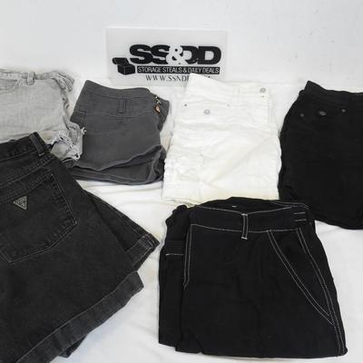 5 Shorts (2, 6, 6, 8, 32) & 1 Pair Pants (Med) all White/Gray/Black "Guess"