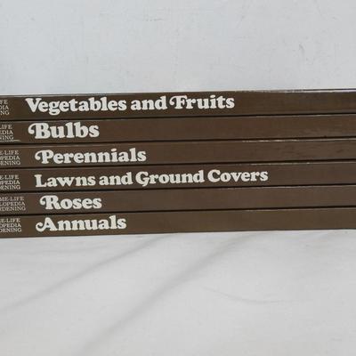 8 Non-Fiction Hardcover Books: Washington, Hawaii, & Gardening - Vintage