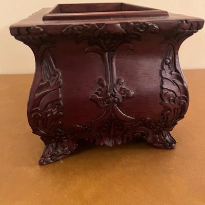 Carved Wooden Box With Lid (FR-MG)